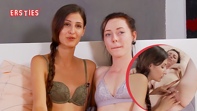 Milena Et Lisa M Se Livrent À Un Jeu De Voiture Sensuel Et Au Plaisir Avec Des Jouets